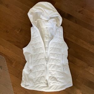 Lululemon another mile vest